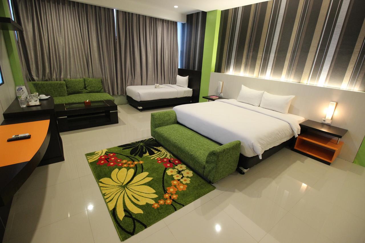 Hannah Hotel Syariah Painan Exterior foto
